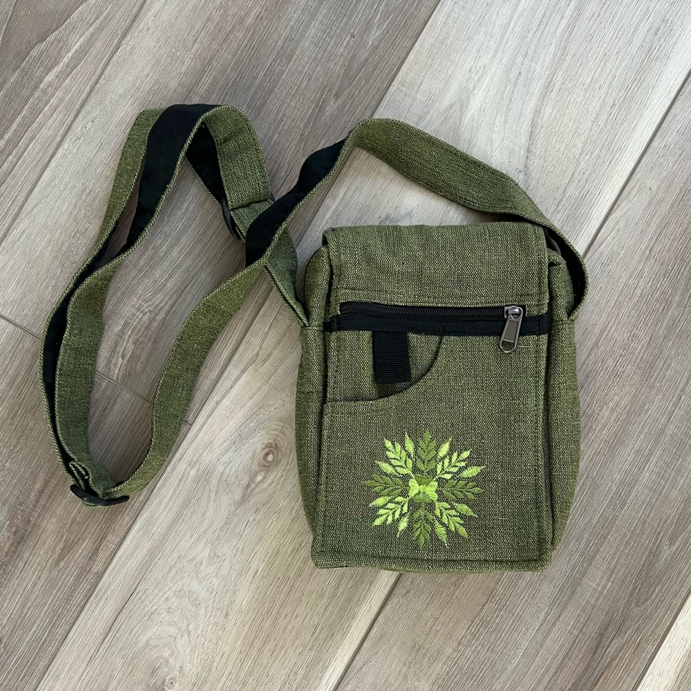 Green Shoulder/Cross Body Bag
